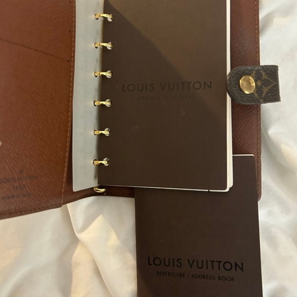 Authentic Louis Vuitton Monogram Agenda PM - Picture 5 of 14